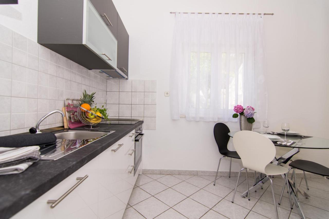 Apartmani Mlacic Donji Okrug  Exteriér fotografie
