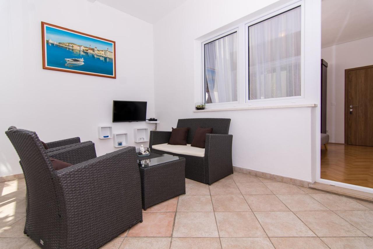 Apartmani Mlacic Donji Okrug  Exteriér fotografie